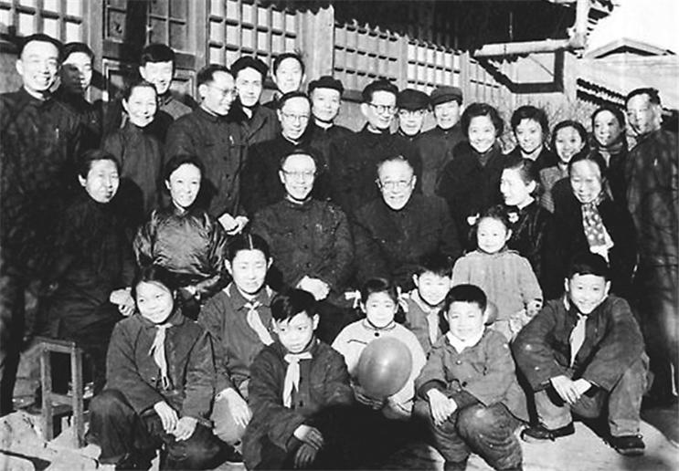 頑主最新動(dòng)態(tài)，引領(lǐng)潮流，獨(dú)樹一幟