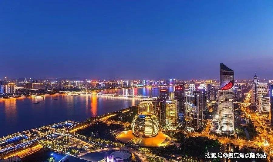 新澳門六和免費(fèi)資料查詢，探索與解析